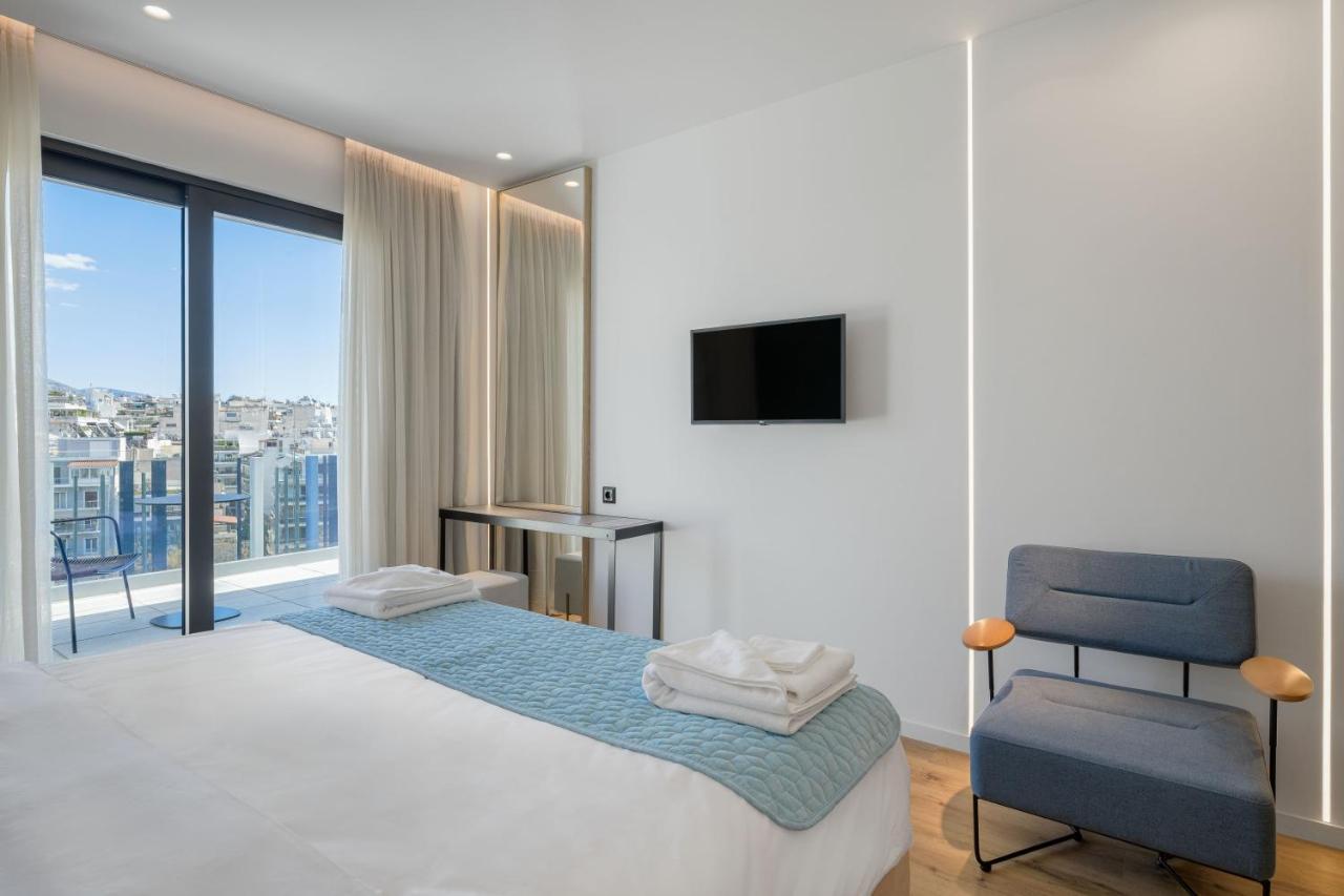 Acropolis Magenta Luxury