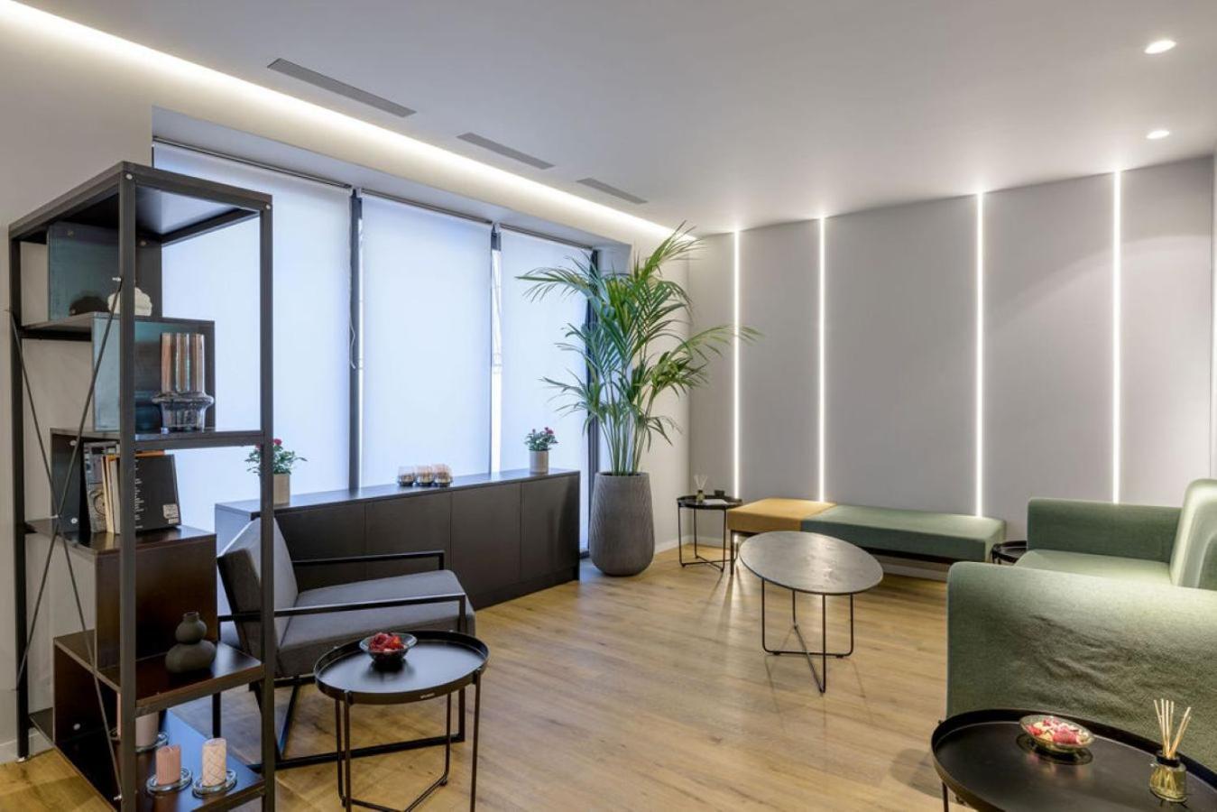 Acropolis Magenta Luxury 4*
